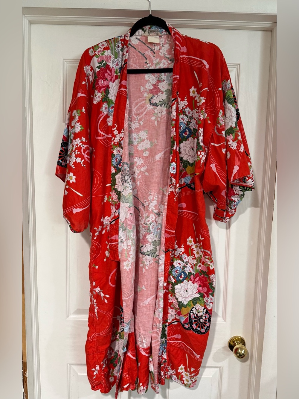 Red Cotton Kimono w Floral Cart Print